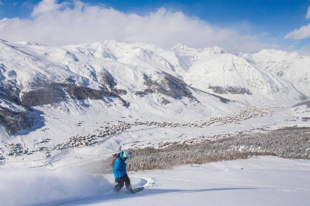 Montivas Lodge Livigno Buitenkant foto