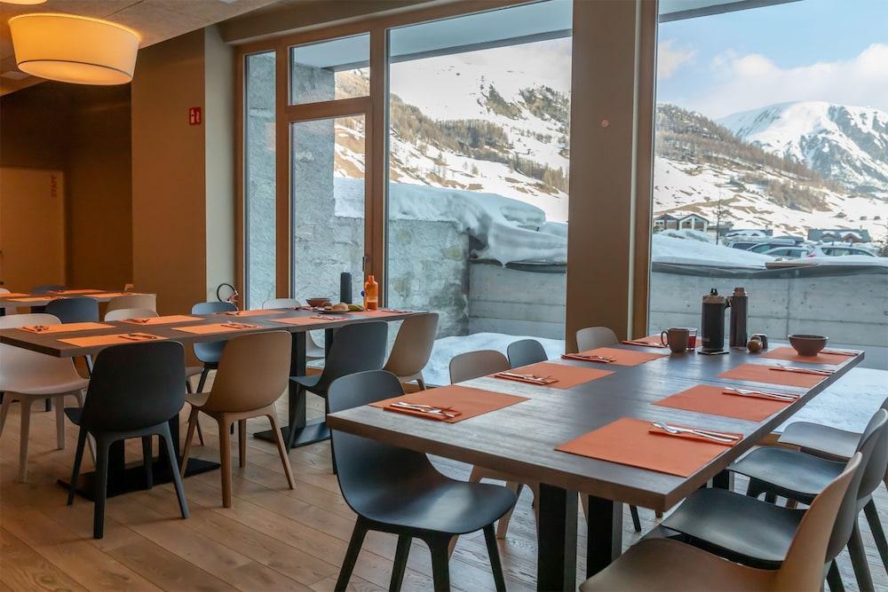 Montivas Lodge Livigno Buitenkant foto
